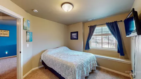 Bedroom - 1031 Park Ave, Kimberly, ID 83341 photo 5 of 6