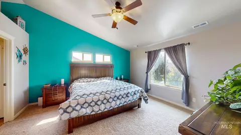 Bedroom - 1031 Park Ave, Kimberly, ID 83341 photo 1 of 6