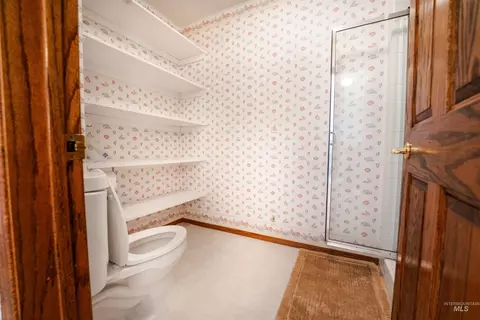 Bath - 3065 S Whitepost Way, Eagle, ID 83616 photo 3 of 5