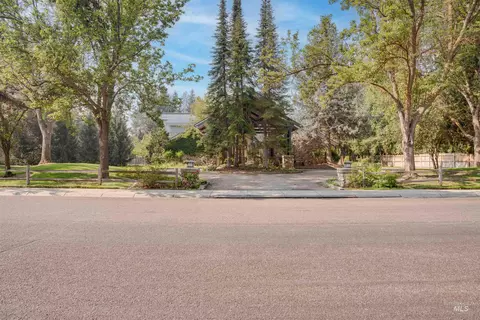 Exterior - 3065 S Whitepost Way, Eagle, ID 83616 photo 18 of 24