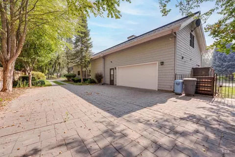 Exterior - 3065 S Whitepost Way, Eagle, ID 83616 photo 19 of 24