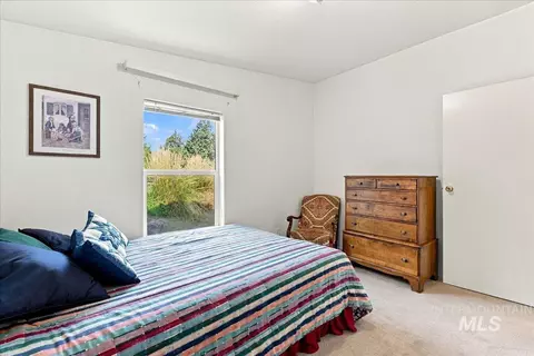 Bedroom - 310 Frontage Rd, Grand View, ID 83624 photo 4 of 5