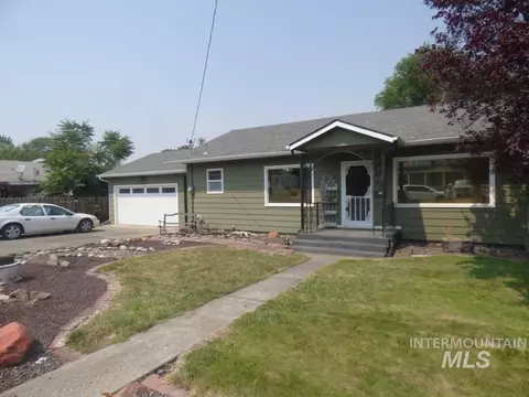 1256 Elm St, Clarkston, WA 99403