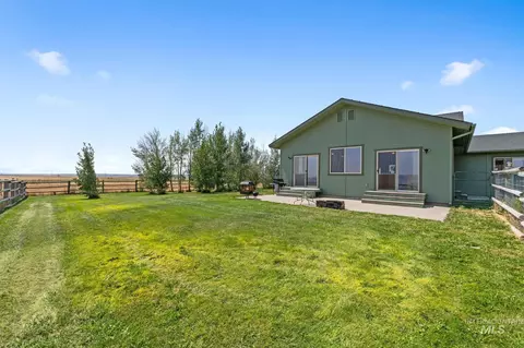 Exterior - 820 W Magic Rd, West Magic, ID 83352 photo 7 of 13