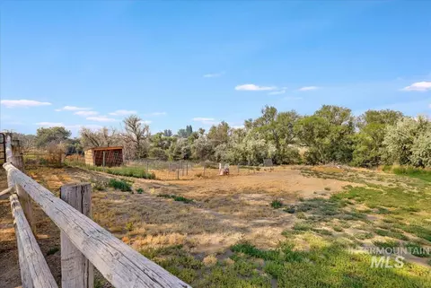 Exterior - 2123 E 3970 N, Filer, ID 83328 photo 11 of 13