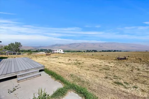 Exterior - 1206 E 2000 S, Elba, ID 83342 photo 9 of 10