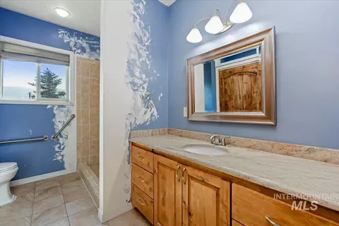 Bath - 1206 E 2000 S, Elba, ID 83342 photo 3 of 5