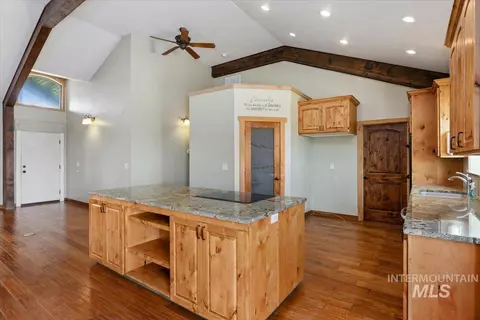 Kitchen - 1206 E 2000 S, Elba, ID 83342 photo 1 of 6