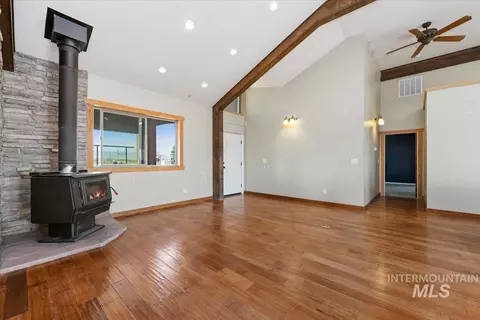 Living - 1206 E 2000 S, Elba, ID 83342 photo 2 of 5