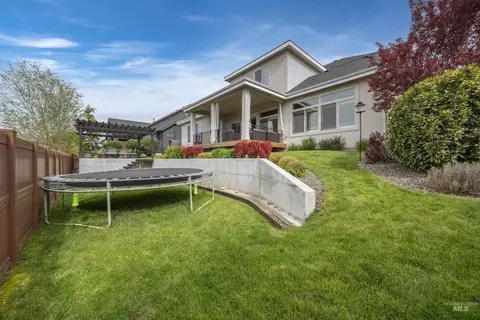 Exterior - 3457 W Barefoot St, Eagle, ID 83616 photo 4 of 7