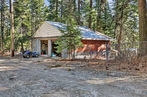 Exterior - 654 Bings Rd, Cascade, ID 83611 photo 4 of 17