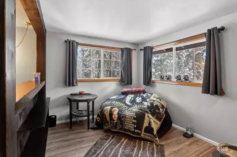 Bedroom - 654 Bings Rd, Cascade, ID 83611 photo 2 of 5