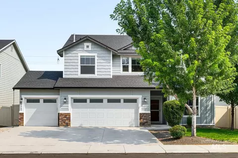 3794 W Peak Cloud Ct, Meridian, ID 83642