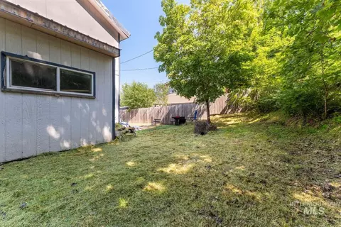 Exterior - 621 Teddy Ave, Kellogg, ID 83837 photo 4 of 6