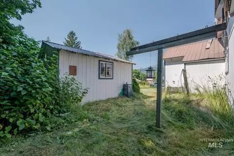 Exterior - 621 Teddy Ave, Kellogg, ID 83837 photo 5 of 6