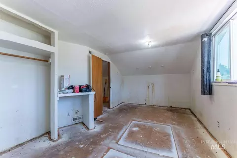 Bedroom - 621 Teddy Ave, Kellogg, ID 83837 photo 6 of 6