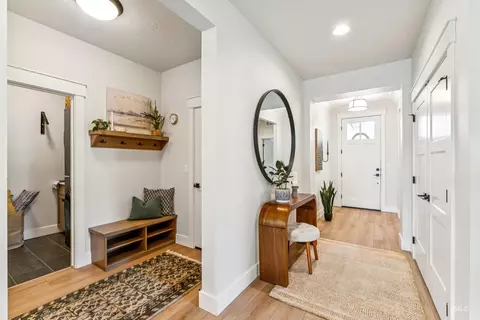 Entry Way - 184 N Duke Ln, Eagle, ID 83616 photo 4 of 5