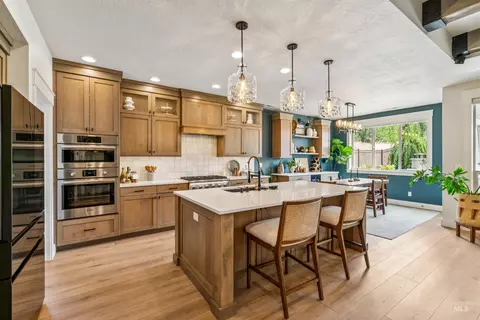Kitchen - 184 N Duke Ln, Eagle, ID 83616 photo 1 of 3