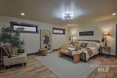 Bedroom - 427 E 300 N, Rupert, ID 83350 photo 2 of 4