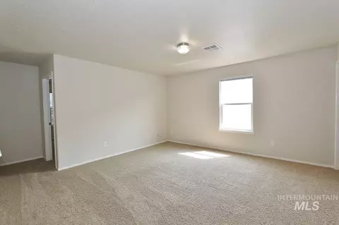 Living - 1237 E Star Dr, Meridian, ID 83646 photo 8 of 8