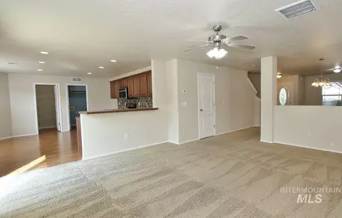 Living - 1237 E Star Dr, Meridian, ID 83646 photo 5 of 8