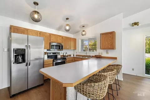 Kitchen - 230 Meadows Ln, Twin Falls, ID 83301 photo 4 of 4