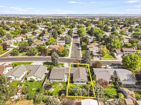 View/Area - 230 Meadows Ln, Twin Falls, ID 83301 photo 3 of 4