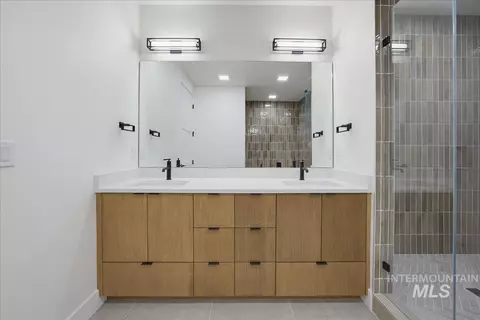 Bath - 55 E State St #200, Eagle, ID 83616 photo 1 of 4