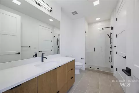Bath - 55 E State St #200, Eagle, ID 83616 photo 4 of 4