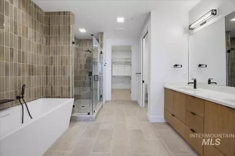 Bath - 55 E State St #204, Eagle, ID 83616 photo 1 of 4