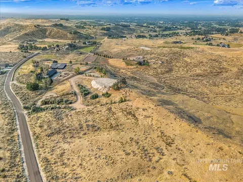 5735 N Willow Creek Rd, Eagle, ID 83616 photo 17