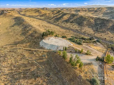 5735 N Willow Creek Rd, Eagle, ID 83616 photo 24