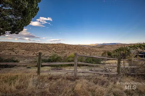 5735 N Willow Creek Rd, Eagle, ID 83616 photo 6