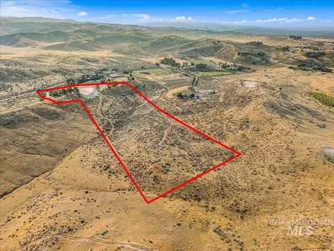 5735 N Willow Creek Rd, Eagle, ID 83616 photo 13