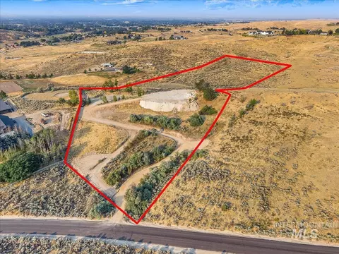 5735 N Willow Creek Rd, Eagle, ID 83616 photo 12