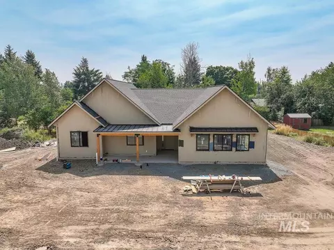 1062 N Mountain Vw, Moscow, ID 83843