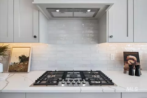 Kitchen - 2136 N Palaestra Ave, Eagle, ID 83616 photo 5 of 5