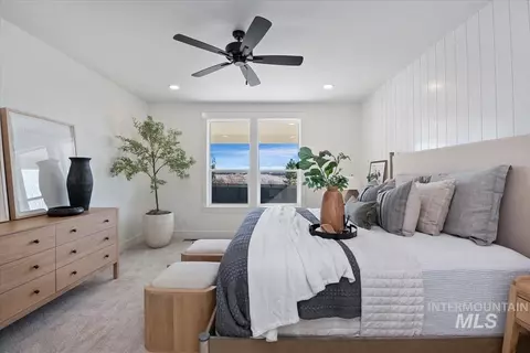 Bedroom - 2136 N Palaestra Ave, Eagle, ID 83616 photo 2 of 6