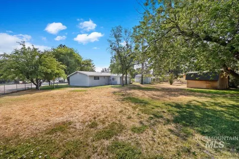 Exterior - 1623 H St, Rupert, ID 83350 photo 4 of 5