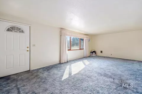 Living - 1623 H St, Rupert, ID 83350 photo 1 of 4