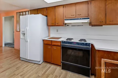 Kitchen - 1623 H St, Rupert, ID 83350 photo 4 of 4