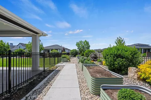 Exterior - 2559 N Synergy Ave, Eagle, ID 83616 photo 13 of 13