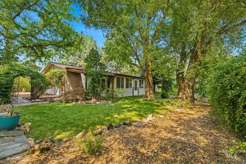 Exterior - 248 N Cobblestone Ln, Eagle, ID 83616 photo 13 of 16