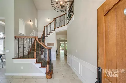 Entry Way - 1823 N Radcliffe Way, Eagle, ID 83616 photo 1 of 4