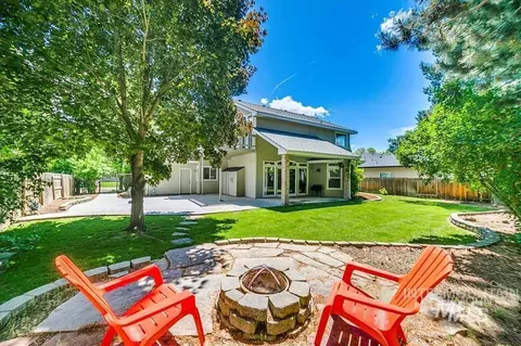 Exterior - 1823 N Radcliffe Way, Eagle, ID 83616 photo 5 of 11