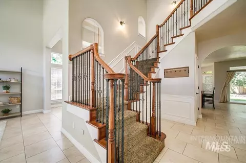 Entry Way - 1823 N Radcliffe Way, Eagle, ID 83616 photo 3 of 4