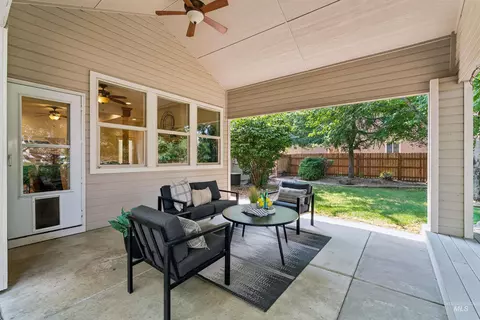Exterior - 1199 N Macaile, Eagle, ID 83616 photo 5 of 11
