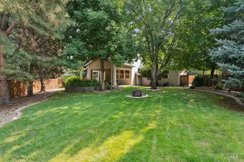 Exterior - 1199 N Macaile, Eagle, ID 83616 photo 8 of 11