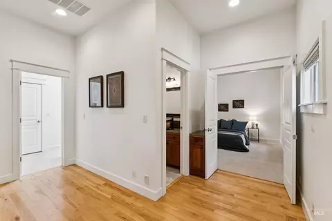 Entry Way - 1199 N Macaile, Eagle, ID 83616 photo 2 of 3