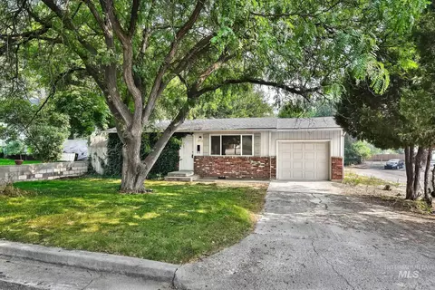 803 E Colorado, Nampa, ID 83686